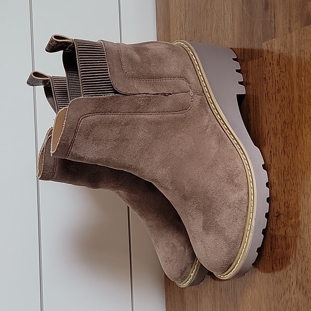 Corky boots